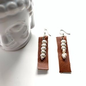 Leather and pearl earrings